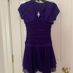 girl's sparkly dress